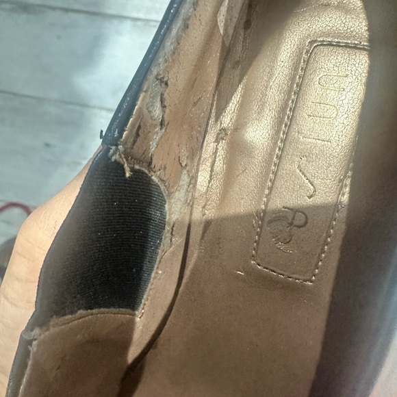 Unisa Black Leather Block Heel Shoe – Size 7B – Made in Brazil - Picture 6 of 7